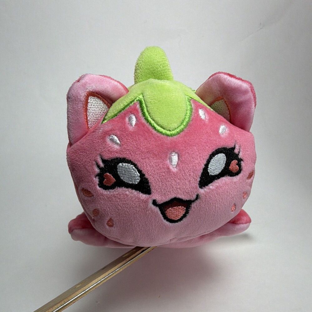 Aphmau Strawberry Cat Plush Pink/Green Washable Small 6”